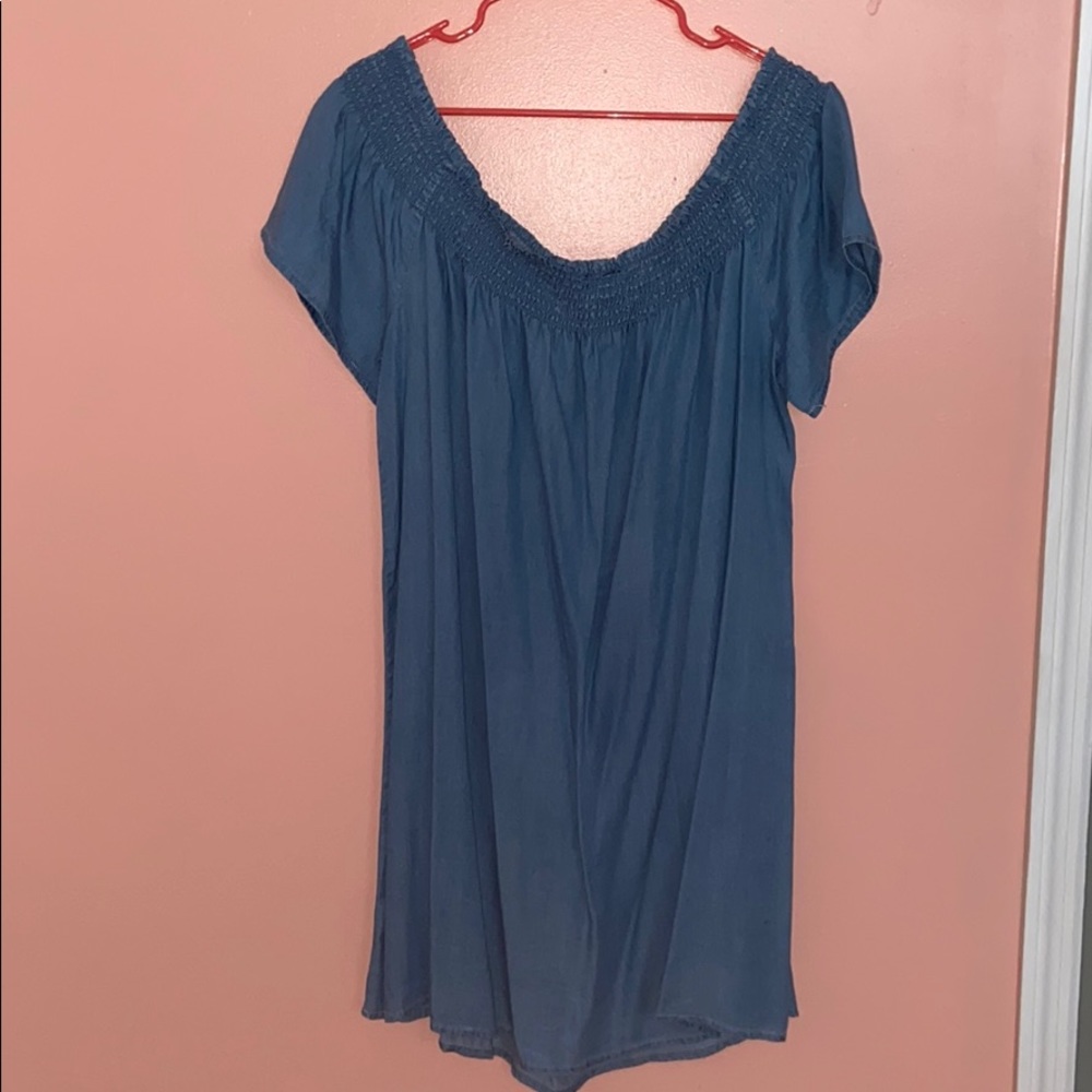 Off the shoulder soft denim dress.